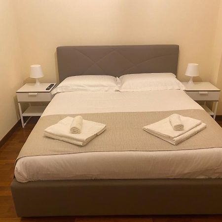 Manzoni Apartment Messina Eksteriør bilde