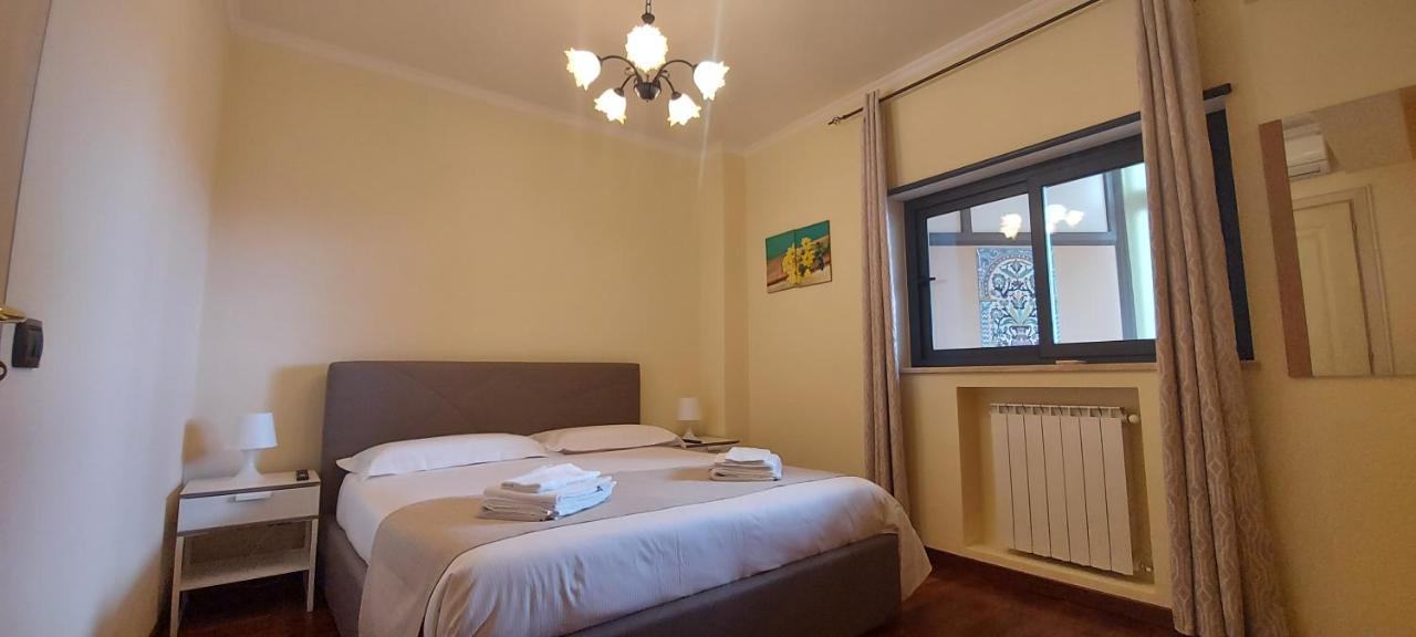 Manzoni Apartment Messina Eksteriør bilde